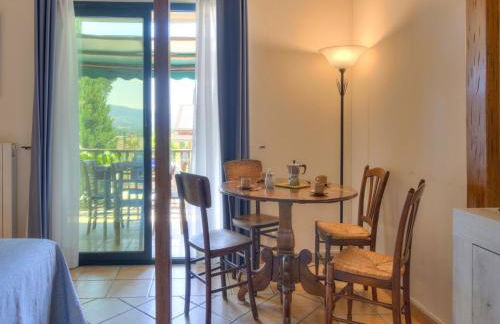 Farmhouse in Marsciano with vineyards olive groves - Foto 52