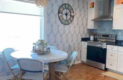 Nautical Endeavors Beach House Steps from Surf - Foto 26