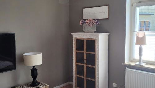 Kutscherhaus mit 2 Schlafzimmer im Zentrum von Senftenberg - Foto 2