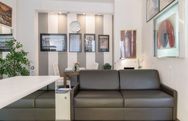 S.Ambrogio Square - Photo 15