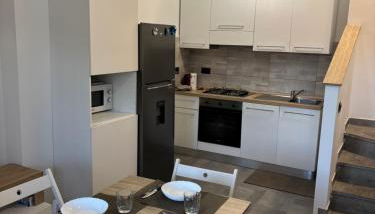 Brezza Marina - Appartamento moderno vista mare - Foto 2, dishwasher