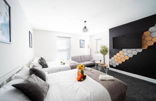 Open Mind Property - Cozy Flat for FOUR - Photo 1