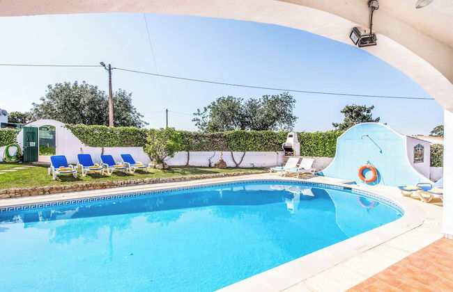 Villa Gira - Photo 27