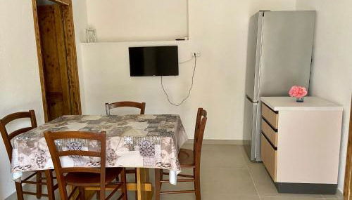 Giardino privato & BBQ Relax a La Caletta per 4 - Foto 5