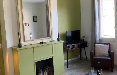 Vue exceptionnelle sur la place Gambetta Plein centre cafés restos idéal séjour pro ou en famille - Foto 10