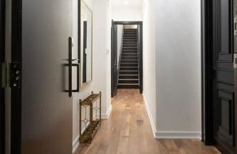 Luxury Gold Coast Penthouse with Deck & Views - Photo 37