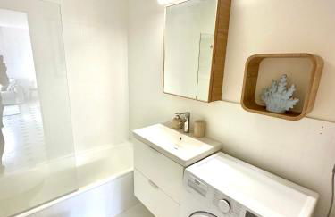 Superbe 4 couchages avec terrasse - Clim - 50m de la mer - Foto 8