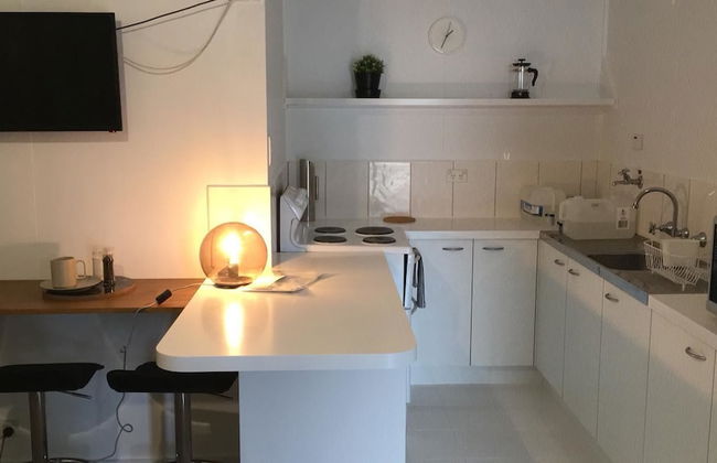 Prom Coast Apartments - Photo 8