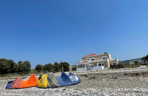 Lambou Beach Sunset - Foto 6