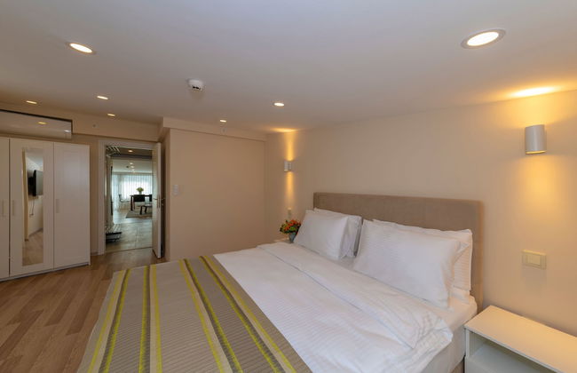 Feri Suites - Photo 23