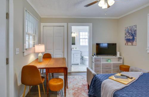 Downtown Wilmington Studio - Pets Welcome! - Photo 6