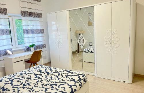 Schönes Zimmer in einer 3er WG-Wohnung geeignet für einen Mann shared apartment - Foto 11