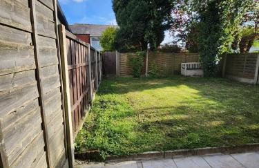 Newly Refurbished 3 Bedroom House with Lovely Garden - Foto 22