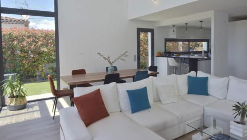 Contemporary Villa with Pool & Jacuzzi - Foto 5