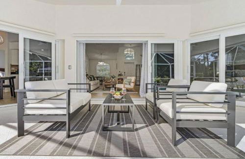 Serene Pool Home in Gated Community-Naples - Foto 32