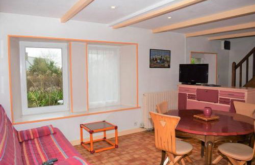 Maison bretonne avec une jolie cour fermée et fleurie avec WIFI à TREBEURDEN - Réf 679 - Foto 4