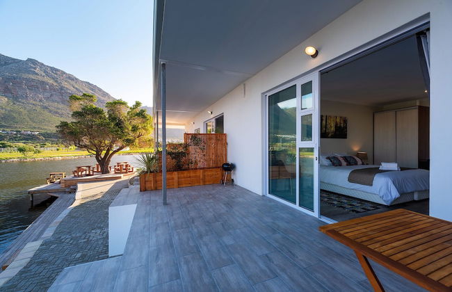 Marina Views - Photo 10