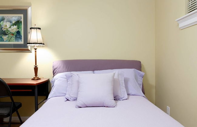 Cozy 3bdr in North Vancouver - Photo 2