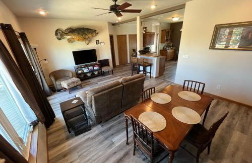 Relaxing Getaway - Fun at the Lake - Foto 10