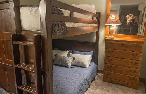 Saltbox 12F - Photo 35