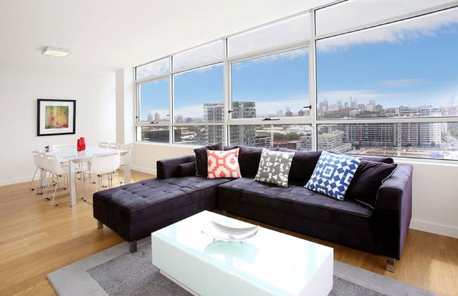 Moore to See - Photo 8