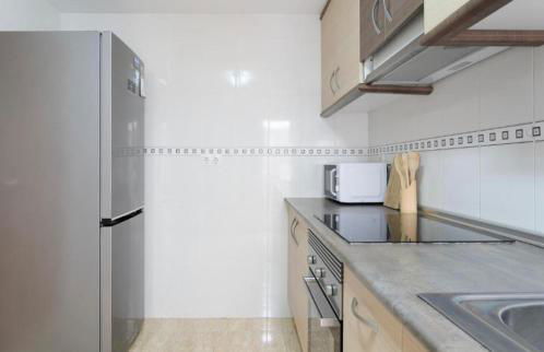 Alicante Centrum - Train Station - Foto 8