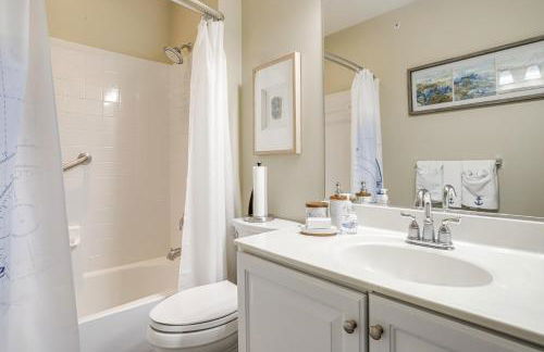 Walkable Condo with Drawbridge Views in Cambridge - Foto 25