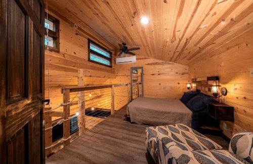 Fantastic Treehouse with Fire Pit and Hot-tub in Herod, Illinois - Foto 26