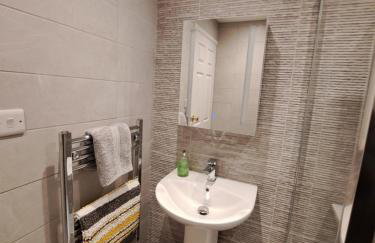 2 Chatsworth Riverscape Apartments - Peaceful apartment in great location with free parking overlooking the Gannel just a short walk from Newquays incredible beaches and local amenities - Foto 33