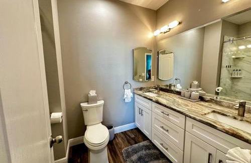 New 3BR w King Beds, Pool, Modern Elegance - Foto 13