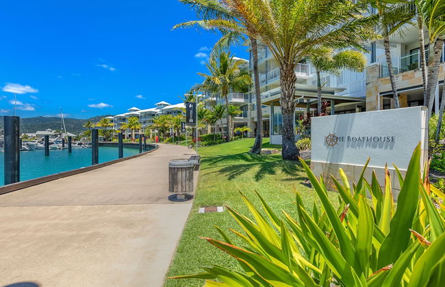 The Boathouse Apartments - Photo 31