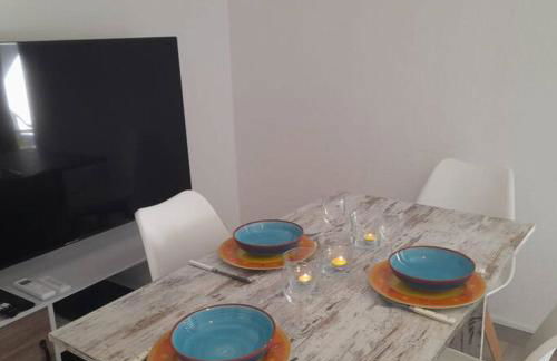 Petit paradis classé 3 étoiles à 200m de la plage! Terrasse-Wifi-Parking-clim - Foto 10