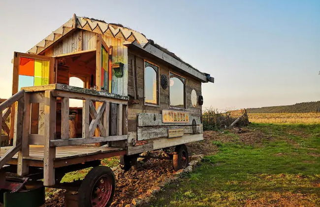 2 x Double Bed, Glamping Wagon in Dalby Forest - Foto 10