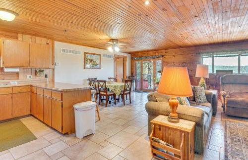 Table Rock Lake Cabin with Waterfront Views! - Photo 6