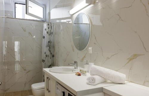 Family Villa Basilicata Gloria with Private Heated Pool, BBQ & Kid's Play Area - Foto 46