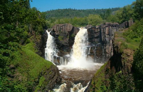 Lake Superior Retreat Private Wooded Haven with Panoramic Views - Foto 38