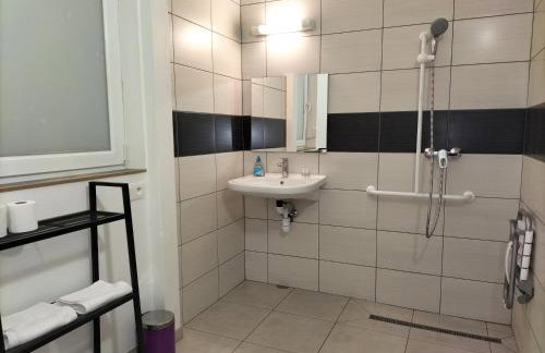 Appart'Hôtel Les ACACIAS courte et longue durée - Foto 3