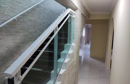 CASA COM PISCINA À BEIRA MAR. - Foto 13