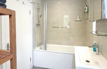 Artsy & bright Hammersmith London 1b1b, up to 4 people - Foto 23