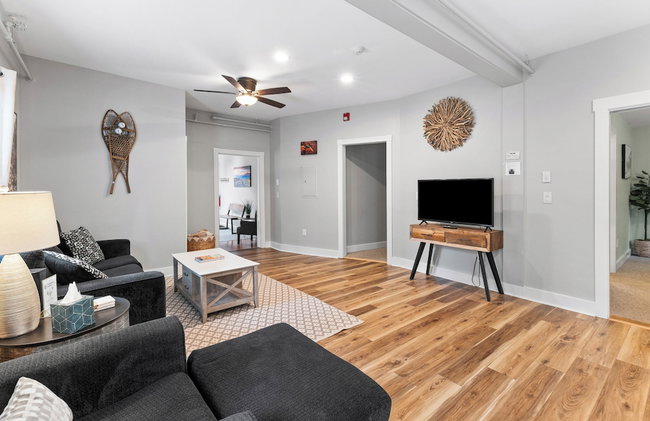 TuckAway Suites at East Branch - Foto 69