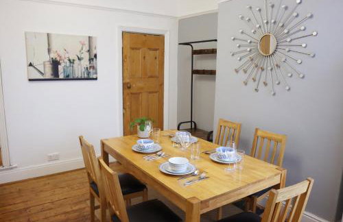 Lovely 3 beds house 6 guests King beds - Foto 6