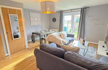 Luxury 3 Bedroom House With FREE Parking - Foto 30