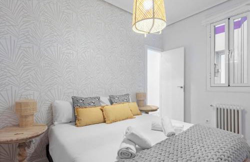 4 bedrooms 2 bathrooms furnished - Salamanca - refurbished - MintyStay - Photo 17