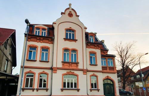 Premium Gruppen-Apartments in Gründerzeit-Villa mit Schlossblick und Parkplatz 16 Gäste - Foto 1