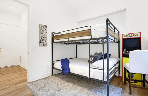 Spacious SoHo-Style Townhouse-Family Friendly - Foto 40