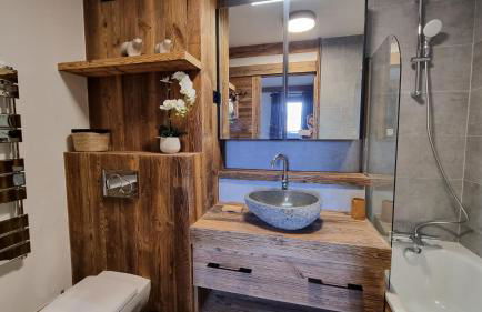 Arcs 1950 Appartement Luxe type chalet 5 à 7 personnes Vue imprenable sur le Montblanc skis aux pieds - Photo 27