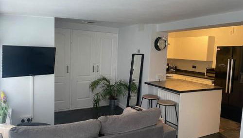 The Little Lodge - seaside town of Penarth nr Cardiff - Foto 2