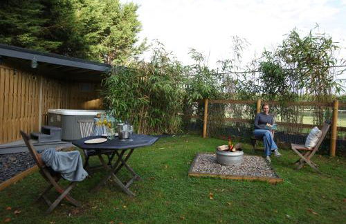 Sycamore Lodge with Hot Tub- Quirky & Romantic - Foto 40