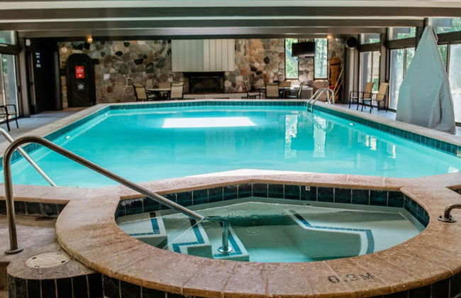 Northern Nights Chalet by Wanderlust Abodes - Foto 8