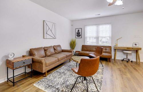 Contemporary Townhome about 7 Mi to Dtwn Raleigh! - Foto 2